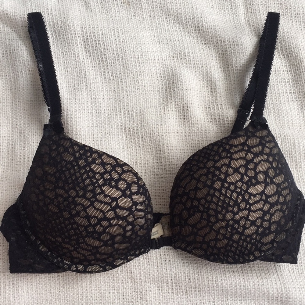 Aerie 32B black lacy Scarlet bra